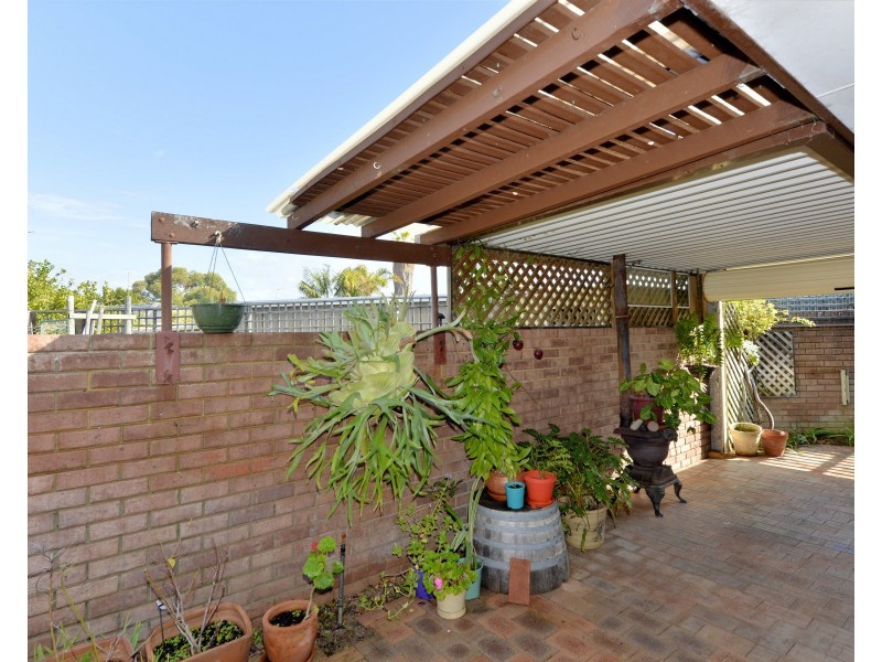 12A Rocklea Place, Silver Sands WA 6210