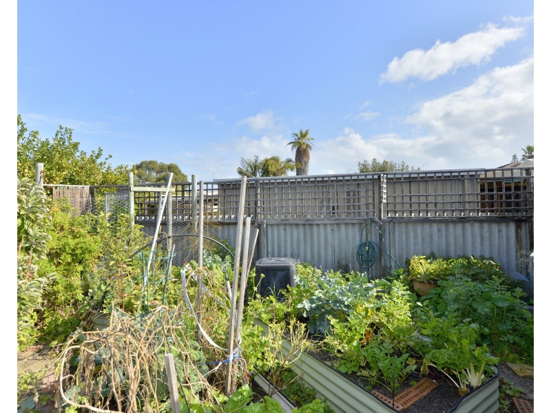 12A Rocklea Place, Silver Sands WA 6210