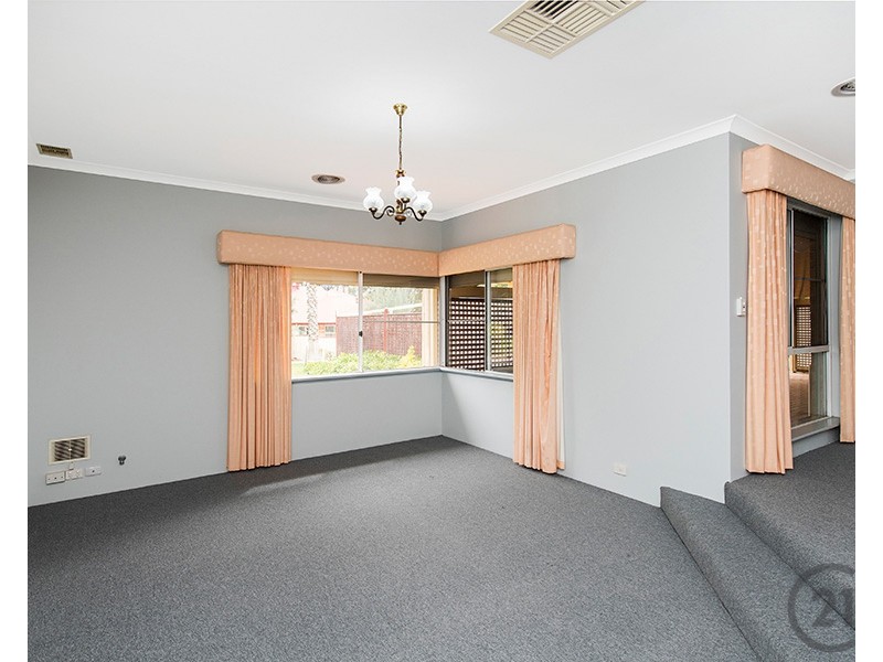 10 Maroona Place, Greenfields WA 6210