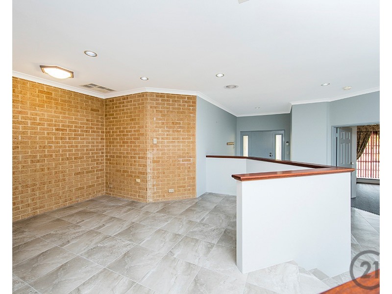 10 Maroona Place, Greenfields WA 6210