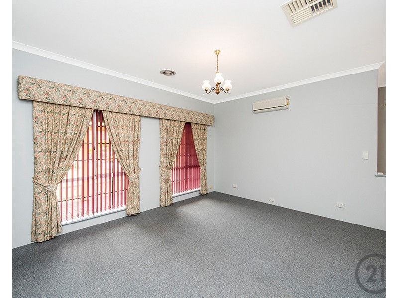 10 Maroona Place, Greenfields WA 6210