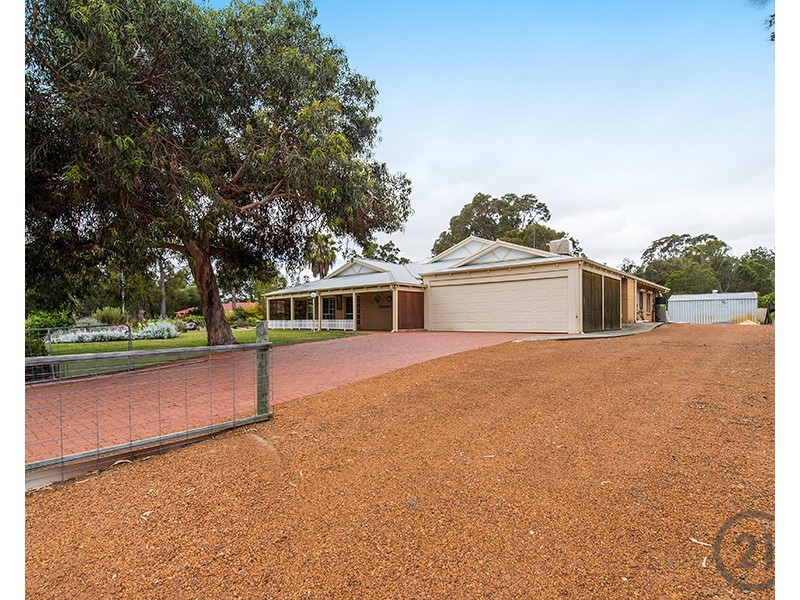 10 Maroona Place, Greenfields WA 6210