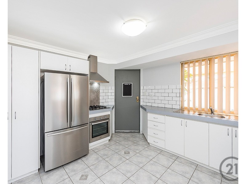 14 Kangaroo Paw Drive, Greenfields WA 6210