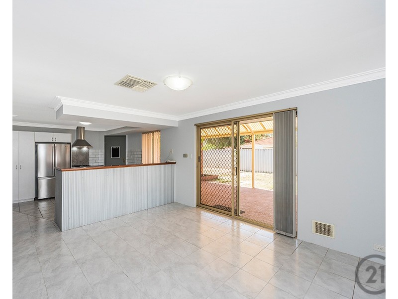 14 Kangaroo Paw Drive, Greenfields WA 6210