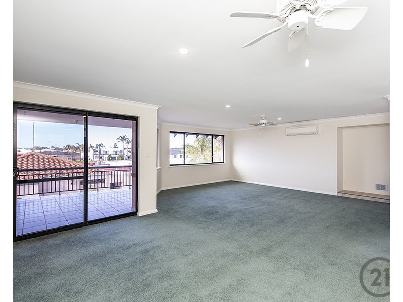 49  Waterside Drive, Dudley Park WA 6210