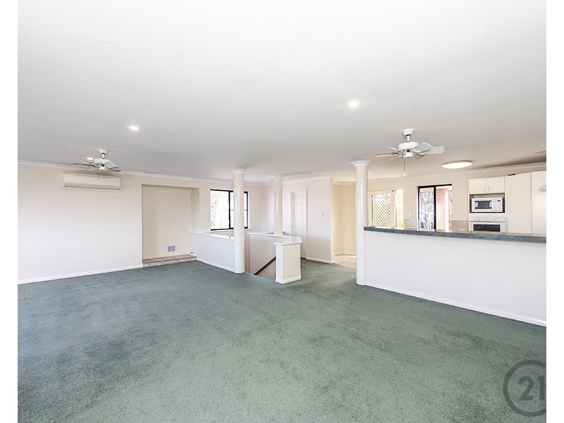 49  Waterside Drive, Dudley Park WA 6210