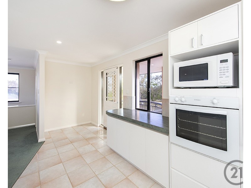 49  Waterside Drive, Dudley Park WA 6210