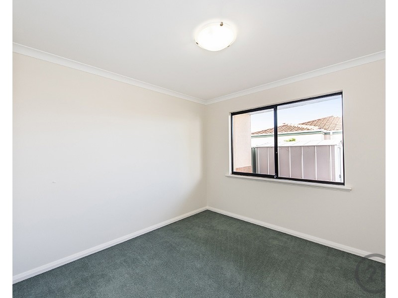 49  Waterside Drive, Dudley Park WA 6210