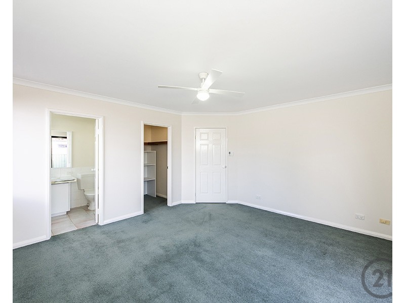 49  Waterside Drive, Dudley Park WA 6210