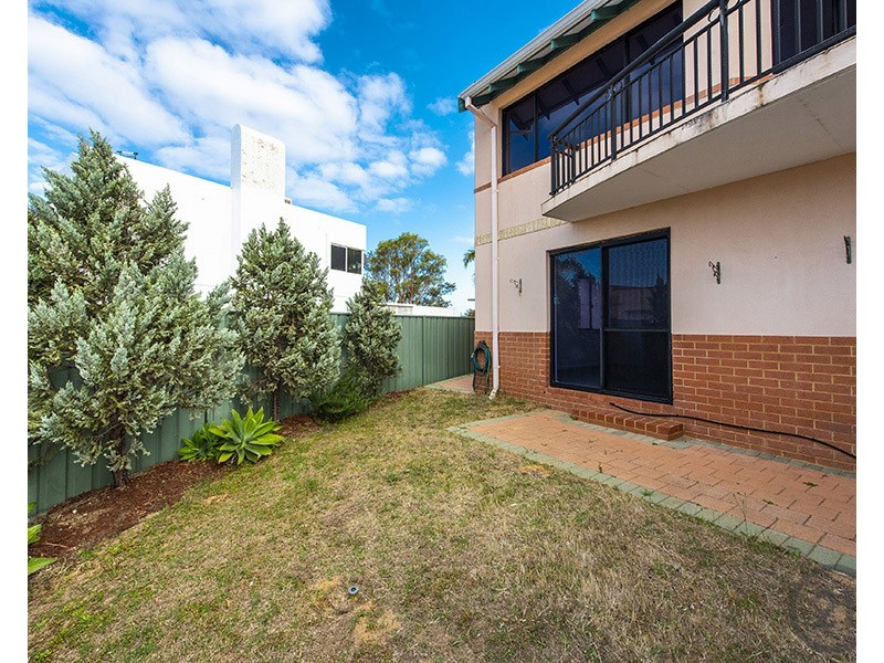 49  Waterside Drive, Dudley Park WA 6210