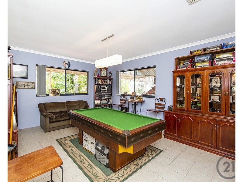 5 Bookara View, Lakelands WA 6180