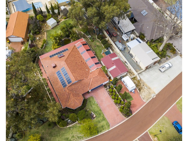 5 Bookara View, Lakelands WA 6180