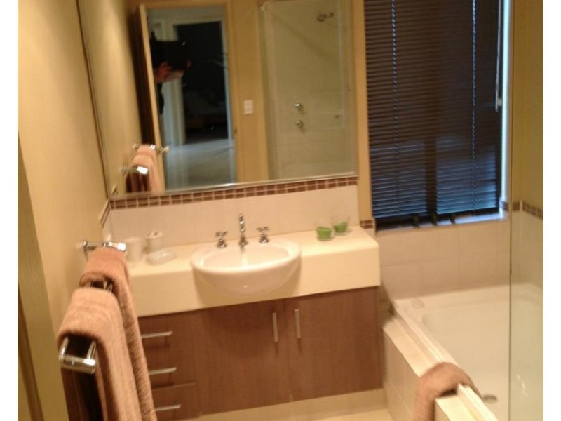 14 Trade Winds Retreat, Dudley Park WA 6210