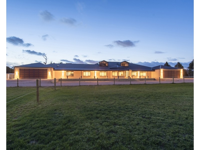 113  Serene Place, Barragup WA 6209