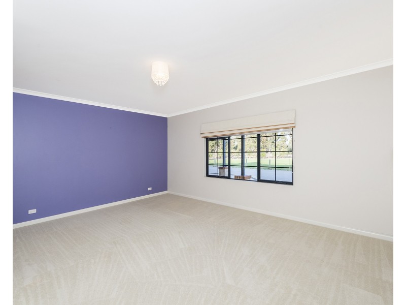 113  Serene Place, Barragup WA 6209