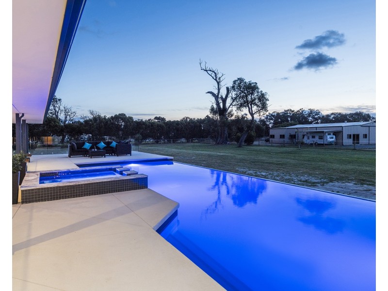 113  Serene Place, Barragup WA 6209