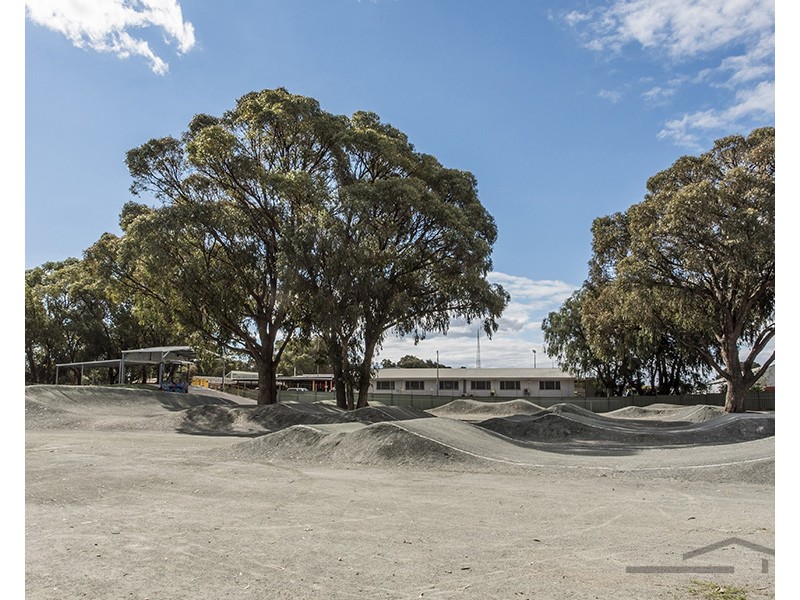 21 Reserve Drive, Mandurah WA 6210