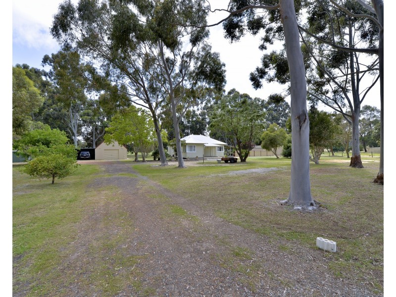 54 Dewar Road, North Dandalup WA 6207