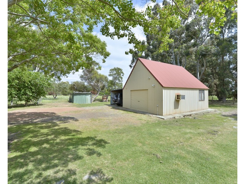 54 Dewar Road, North Dandalup WA 6207