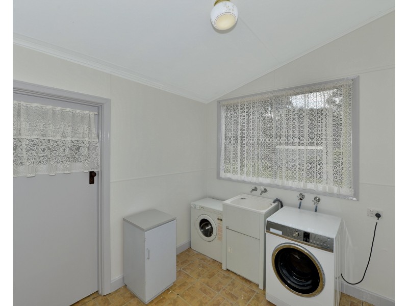 54 Dewar Road, North Dandalup WA 6207