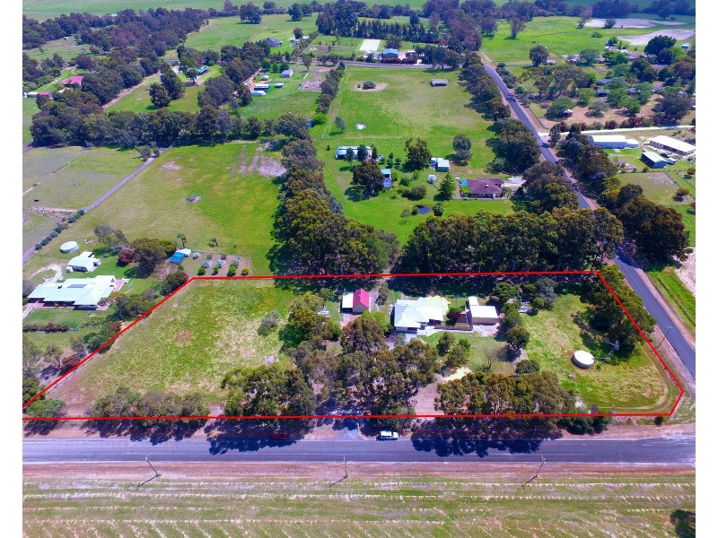 54 Dewar Road, North Dandalup WA 6207