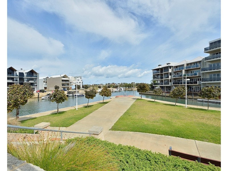 12B Florian Mews, Mandurah WA 6210