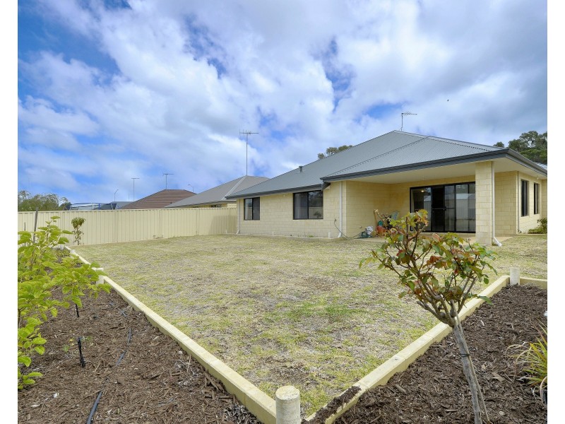 8 McCubbin Loop, Dawesville WA 6211