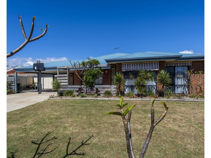 9 Appressa Place, Greenfields WA 6210