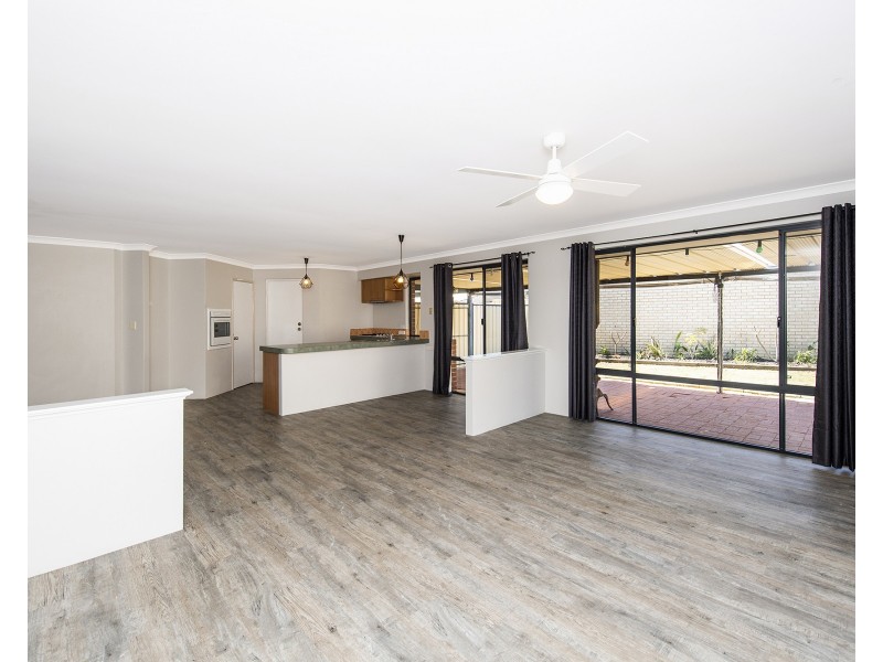9 Appressa Place, Greenfields WA 6210