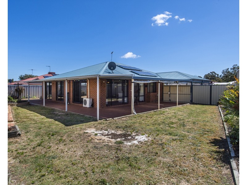 9 Appressa Place, Greenfields WA 6210