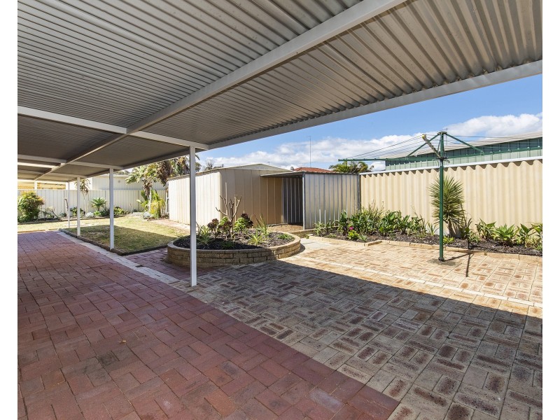 9 Appressa Place, Greenfields WA 6210