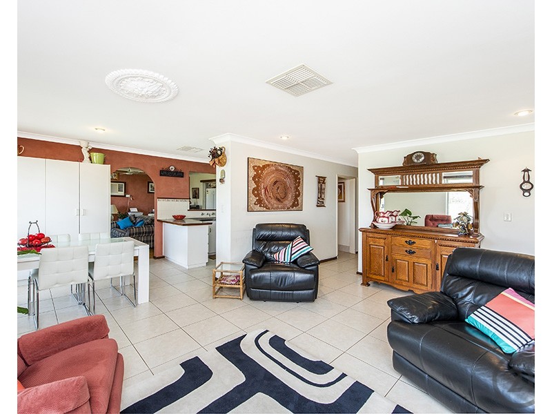 15 Colonial Court, Bouvard WA 6211