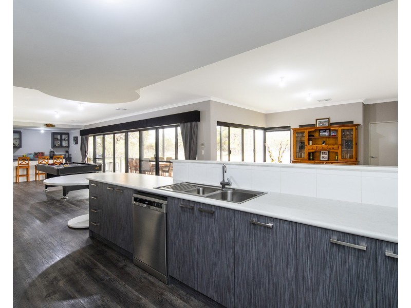 508  Greenwood Way, Barragup WA 6209