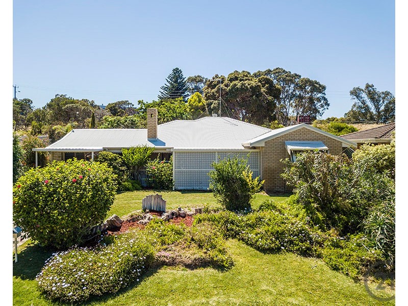 29 PortMarnock Circle, Halls Head WA 6210