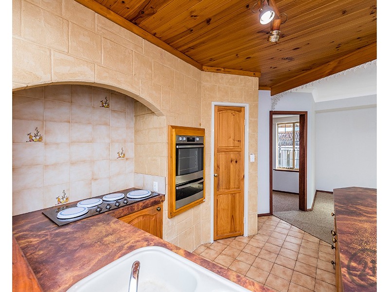 29 PortMarnock Circle, Halls Head WA 6210