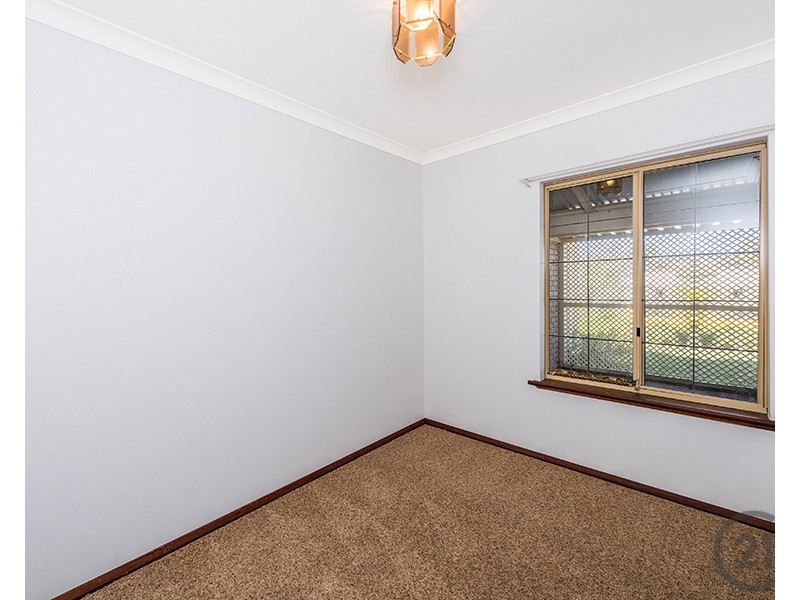 29 PortMarnock Circle, Halls Head WA 6210