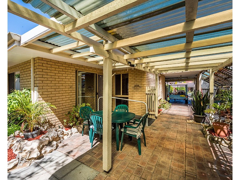 29 PortMarnock Circle, Halls Head WA 6210