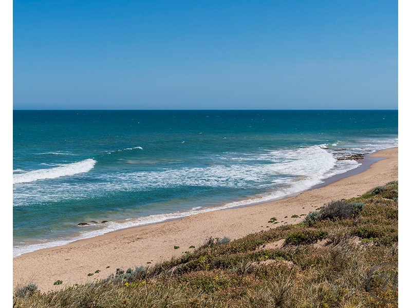 29 PortMarnock Circle, Halls Head WA 6210