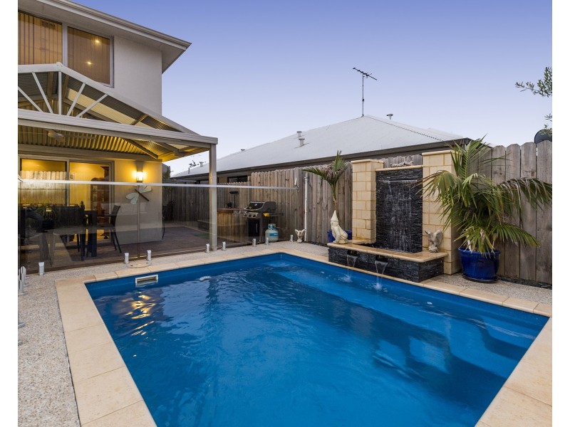 117 Hudson Drive, Dudley Park WA 6210