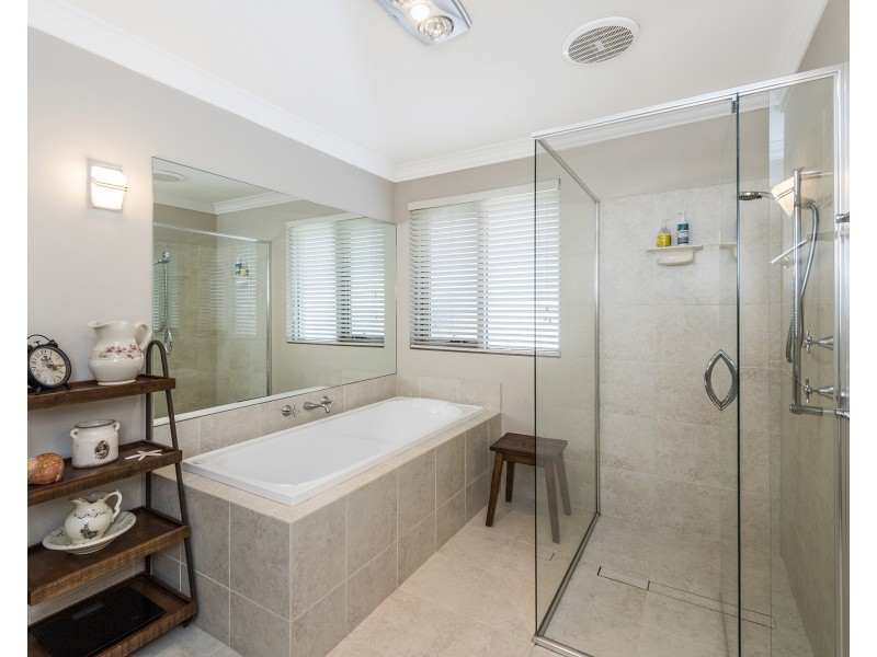 117 Hudson Drive, Dudley Park WA 6210