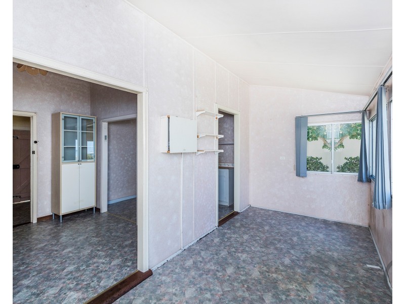 42 Peel Parade, Coodanup WA 6210