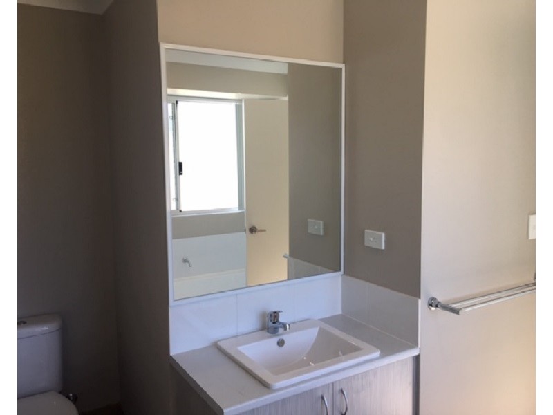 2/21A Elizabeth Street, Mandurah WA 6210