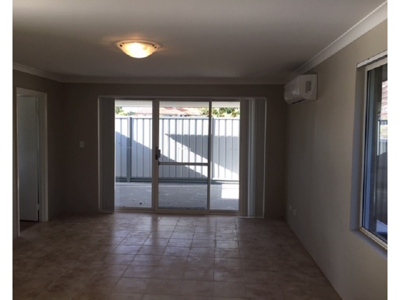 2/21A Elizabeth Street, Mandurah WA 6210