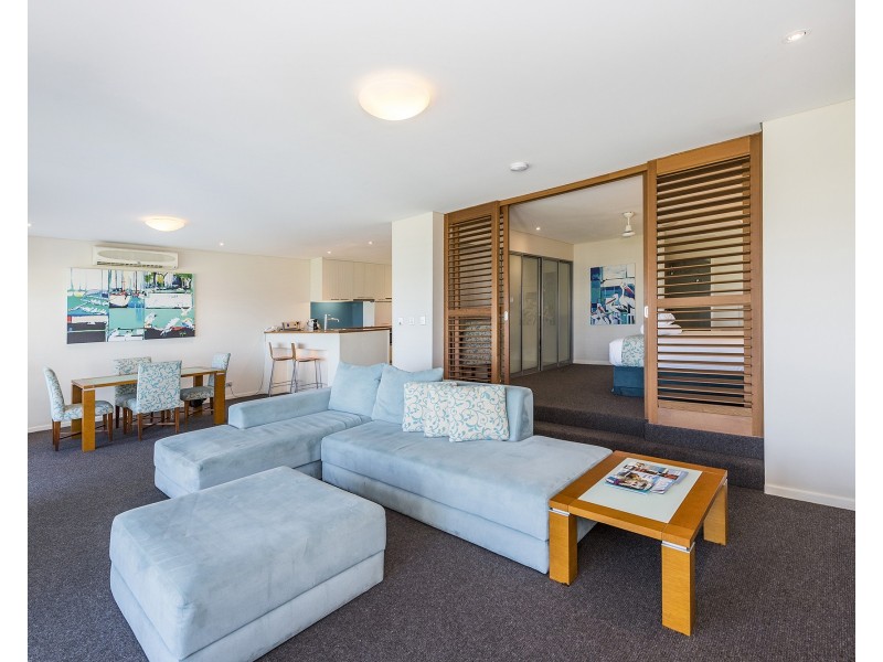 9/16 Dolphin Drive, Mandurah WA 6210