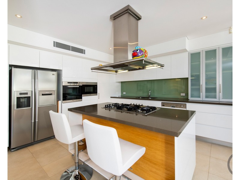 202/5 Marco Polo Drive, Mandurah WA 6210