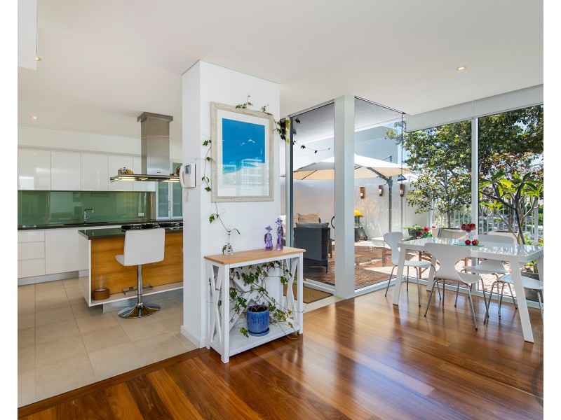 202/5 Marco Polo Drive, Mandurah WA 6210