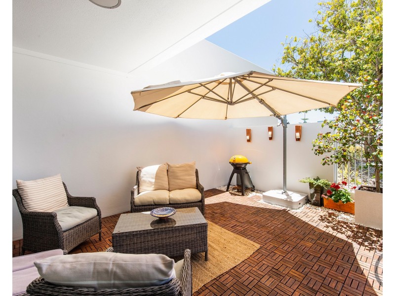 202/5 Marco Polo Drive, Mandurah WA 6210