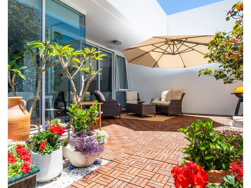 202/5 Marco Polo Drive, Mandurah WA 6210