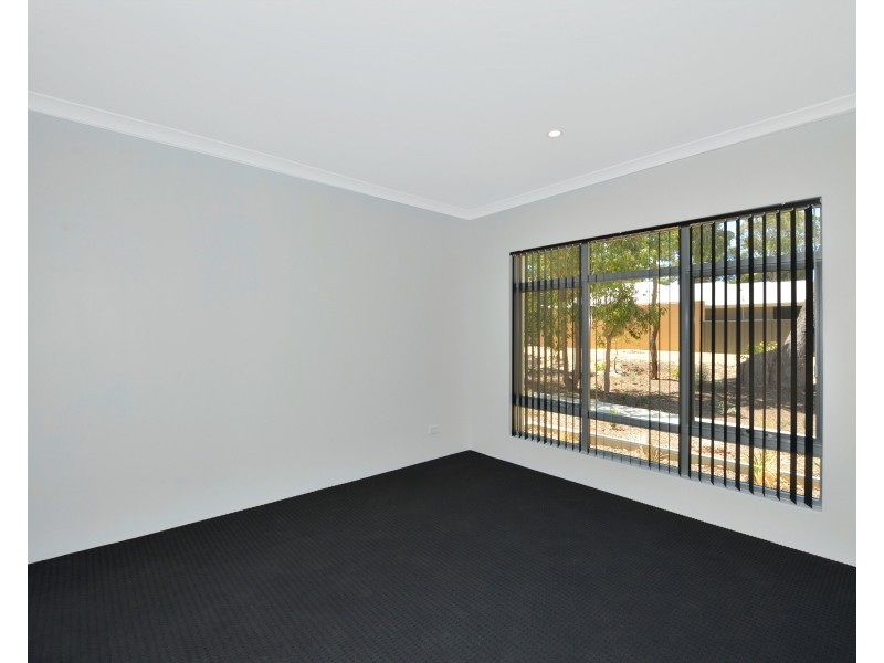 49 Thornbill Crescent, Coodanup WA 6210