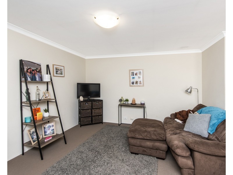 20 Montego Way, Halls Head WA 6210